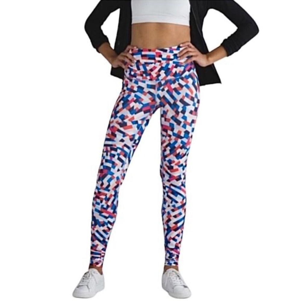NWOT Lululemon Wunder Under Hi-Rise Mosaic Geometric Leggings in Capoeira Multi